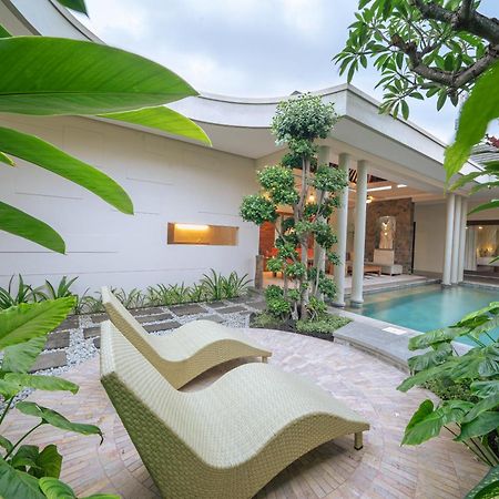 The Kasih Villas & Spa Seminyak Kültér fotó